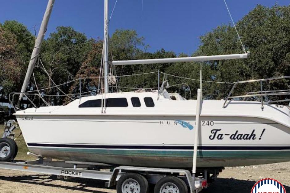 2001 Hunter 240