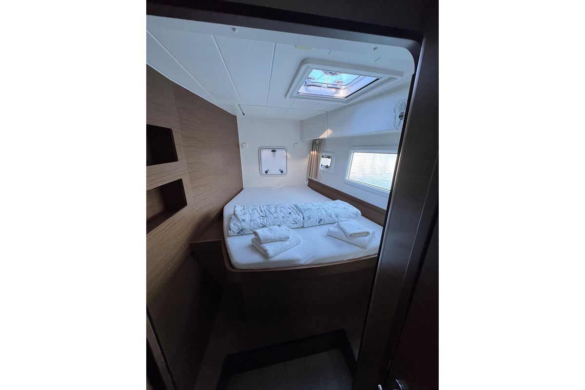 2018 Lagoon 42