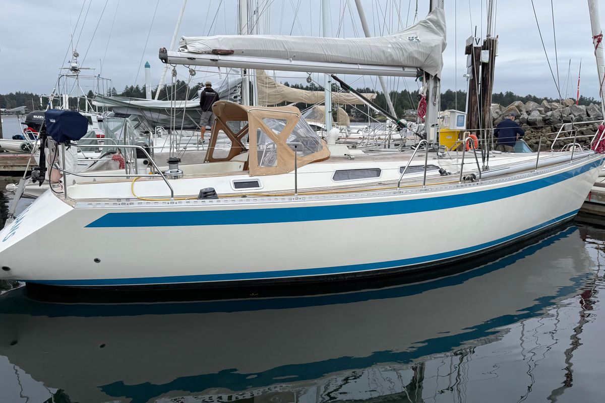 1985 Sweden Yachts 38