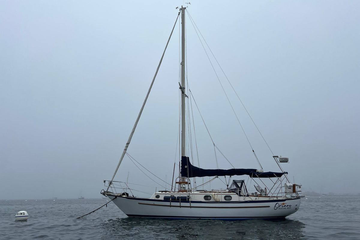 1982 Pacific Seacraft 37