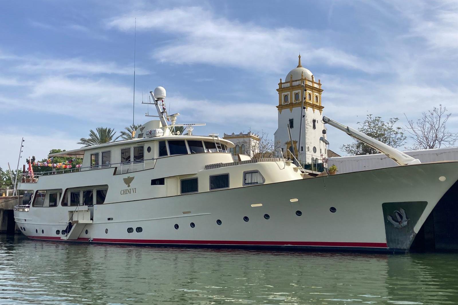 2005 Benetti Style Explorer 34m for sale in Alicante, Spain