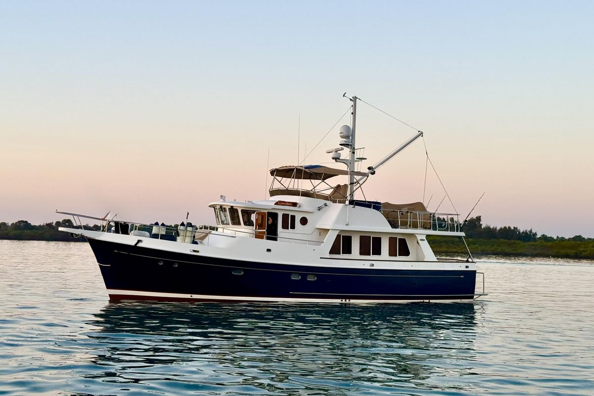 2004 Selene 53