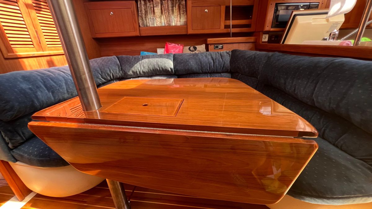 2001 Hunter 380 for sale in Imperia, Italy 37 ft