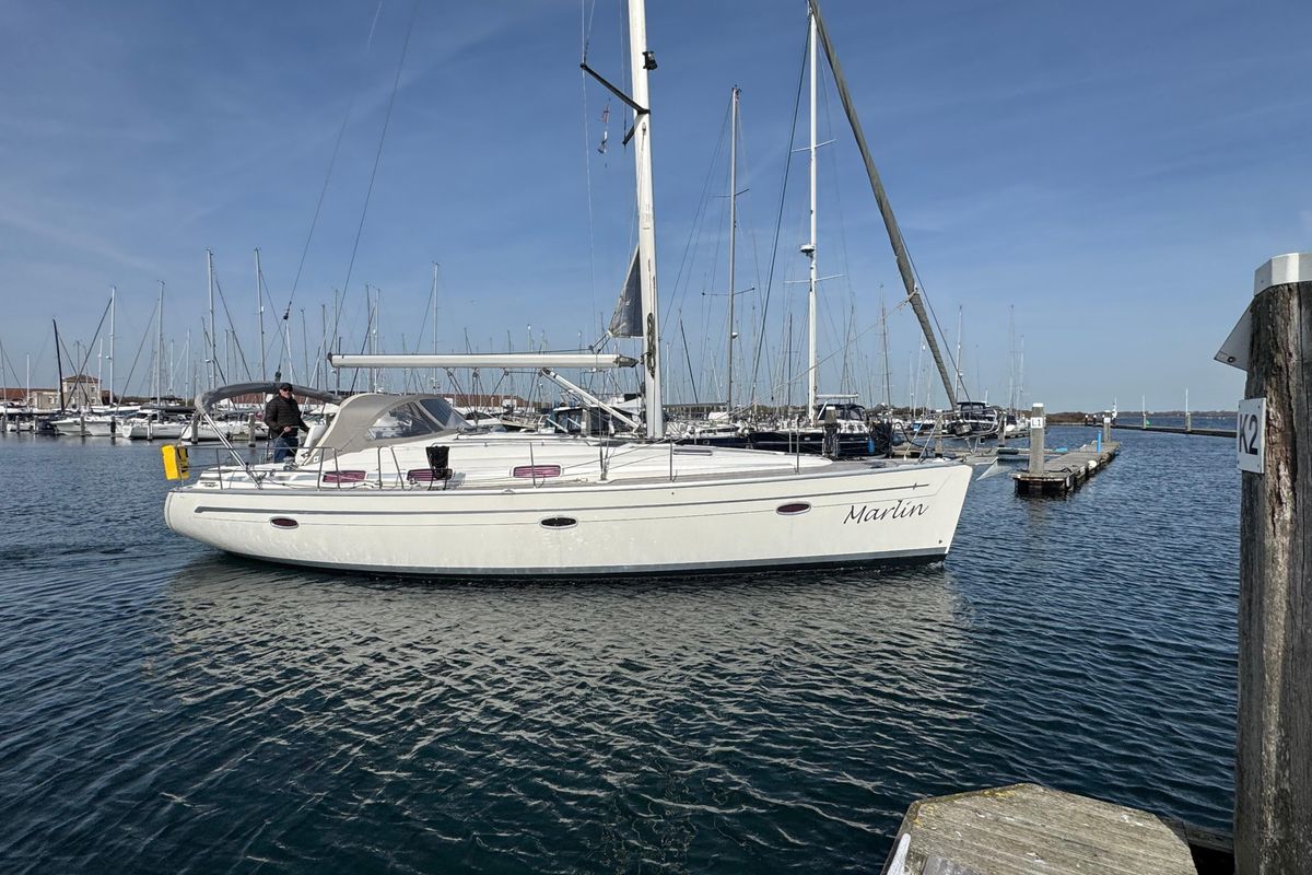 2005 Bavaria Cruiser 39