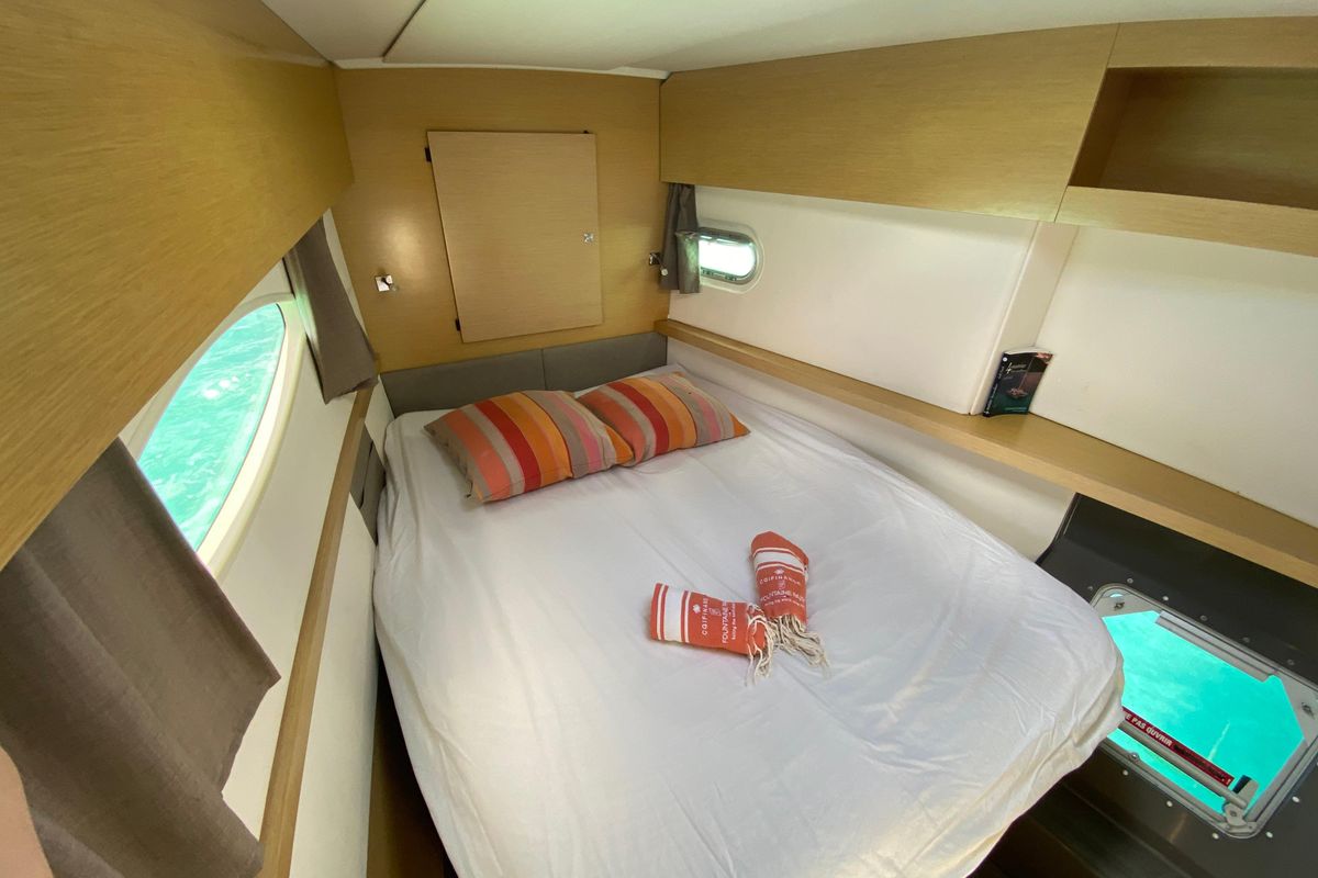 2014 Fountaine Pajot Helia 44