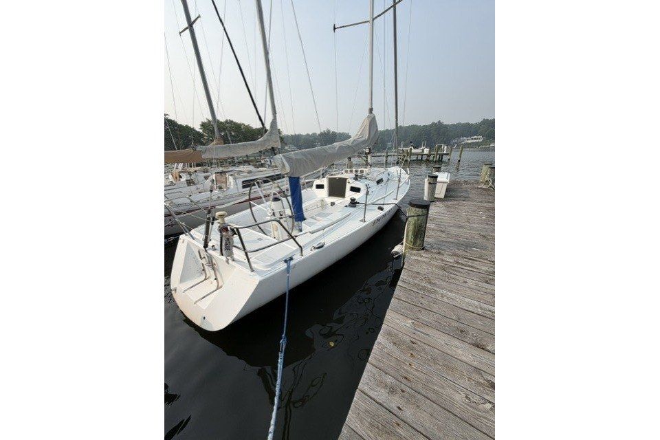 2001 J/Boats J/105
