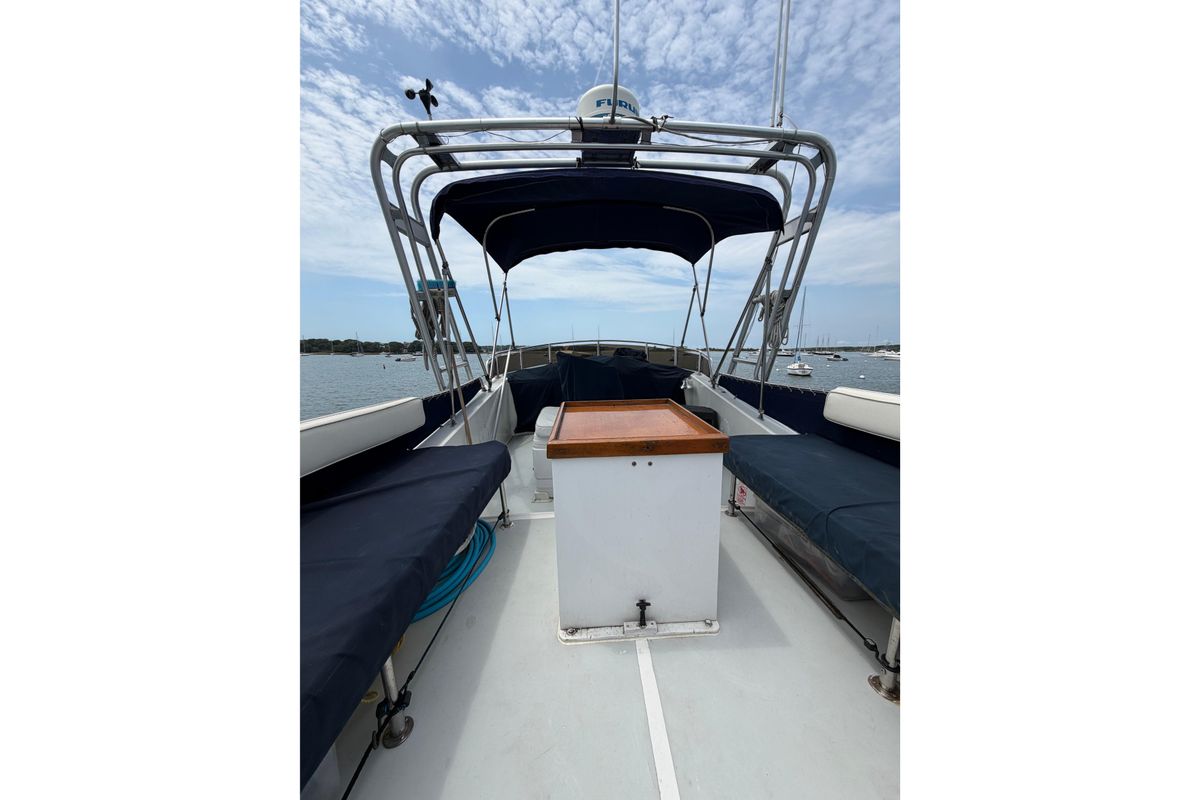 1986 Albin 34 Family Cruiser