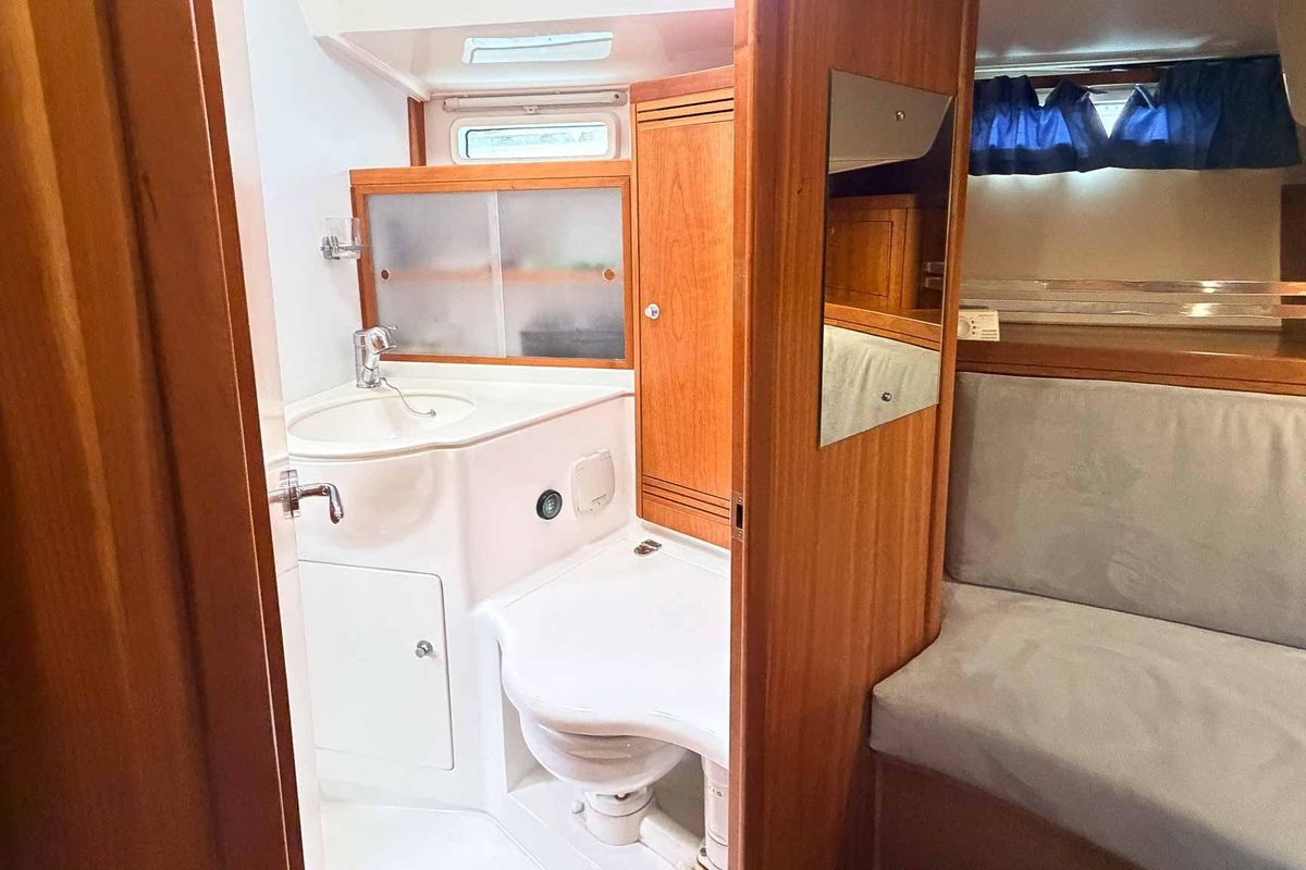 2009 Southerly 38