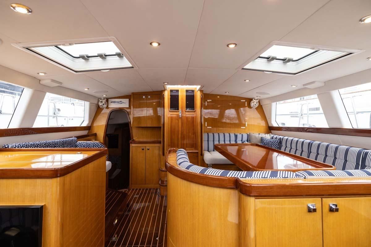 1999 Admiral Center Cockpit