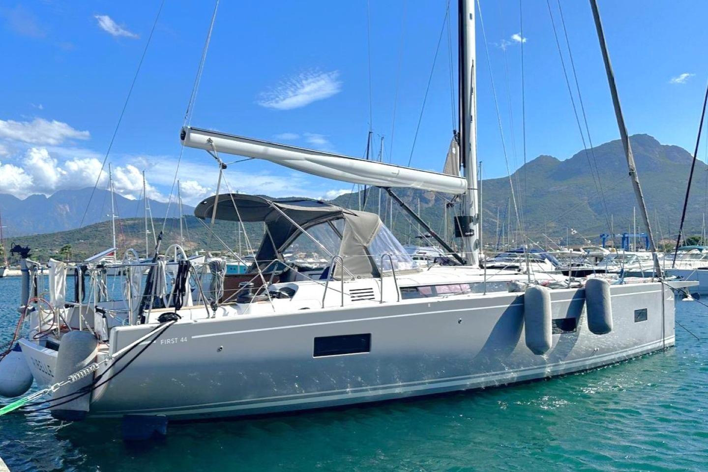 2024 Beneteau First 44 for sale in Alicante, Spain
