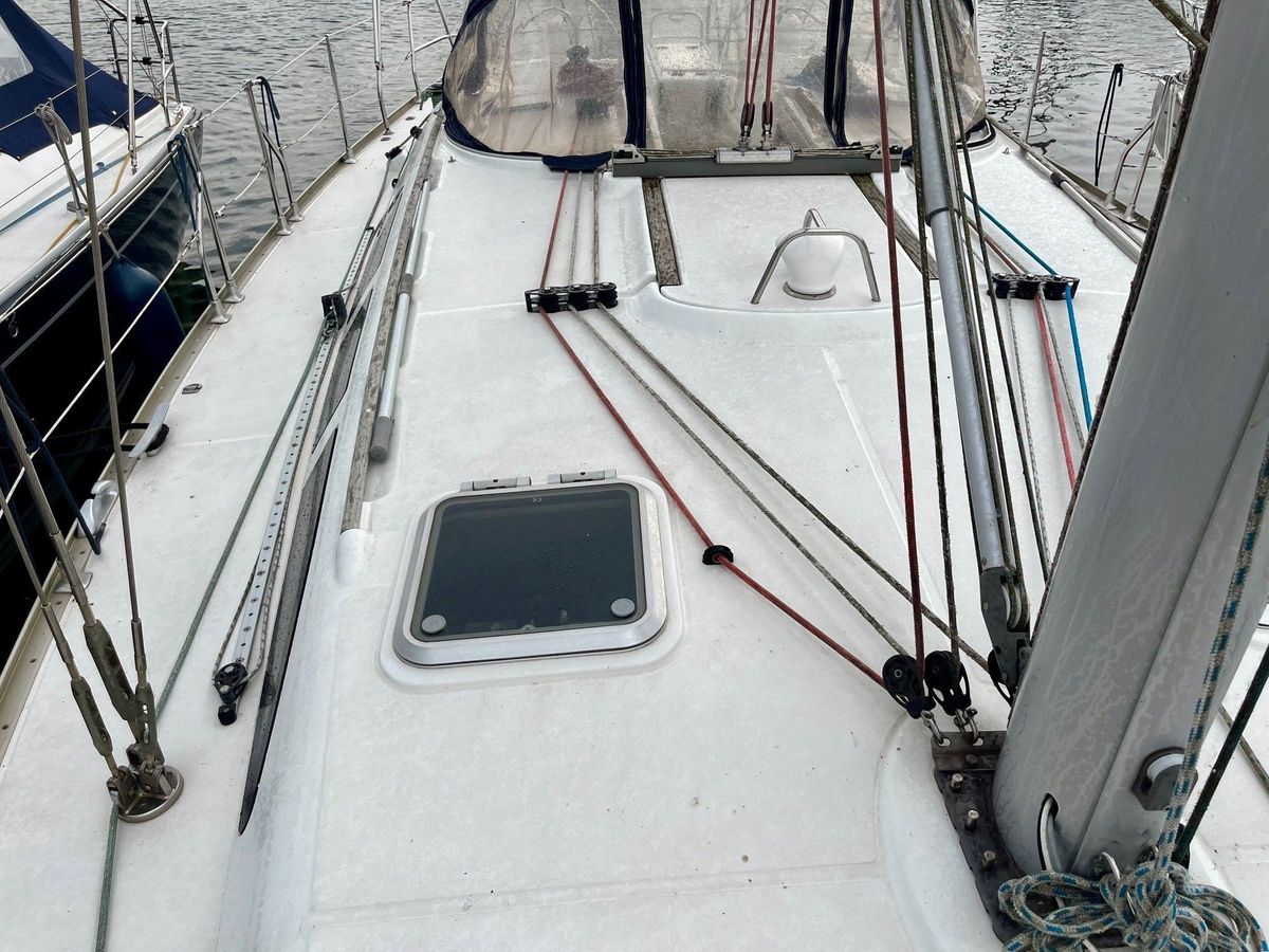 2004 Jeanneau Sun Odyssey 43