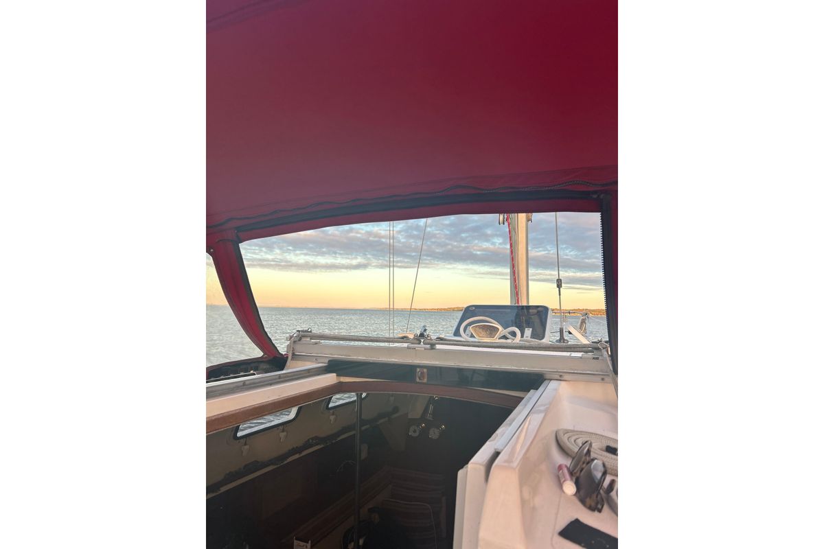 1985 CS 30 for sale in Midland, Ontario, Canada 30 ft
