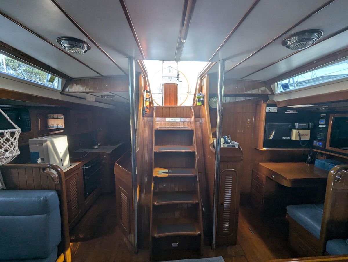 1989 Tayana 55 for sale in Deltaville, Virginia 55 ft