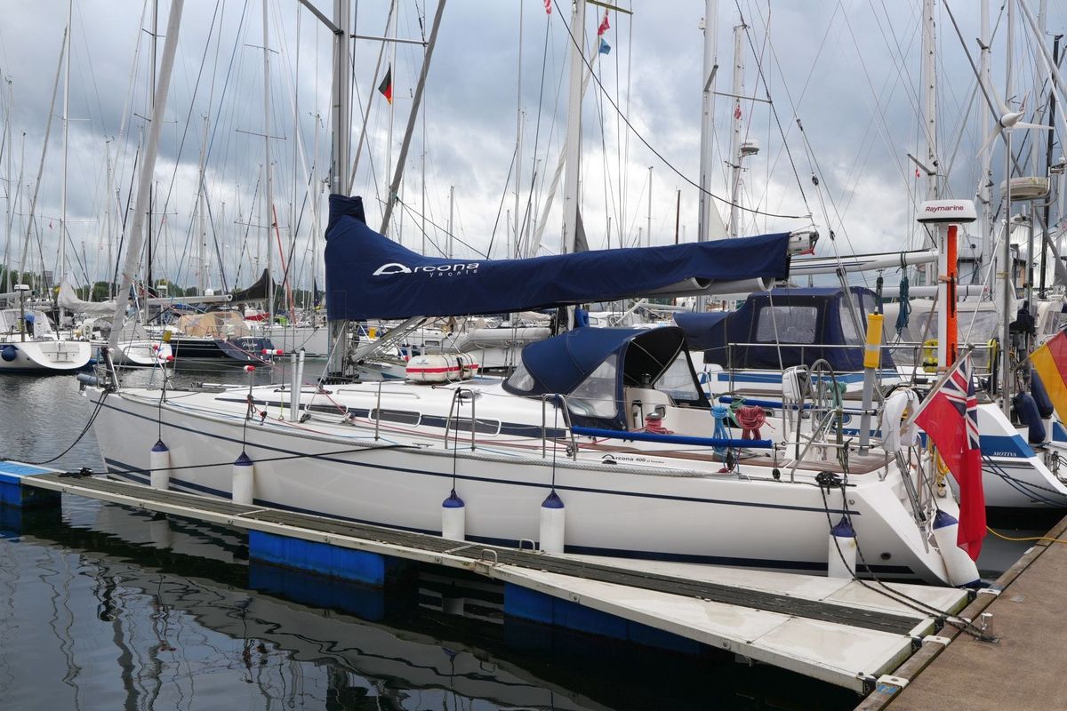 2007 Arcona 400