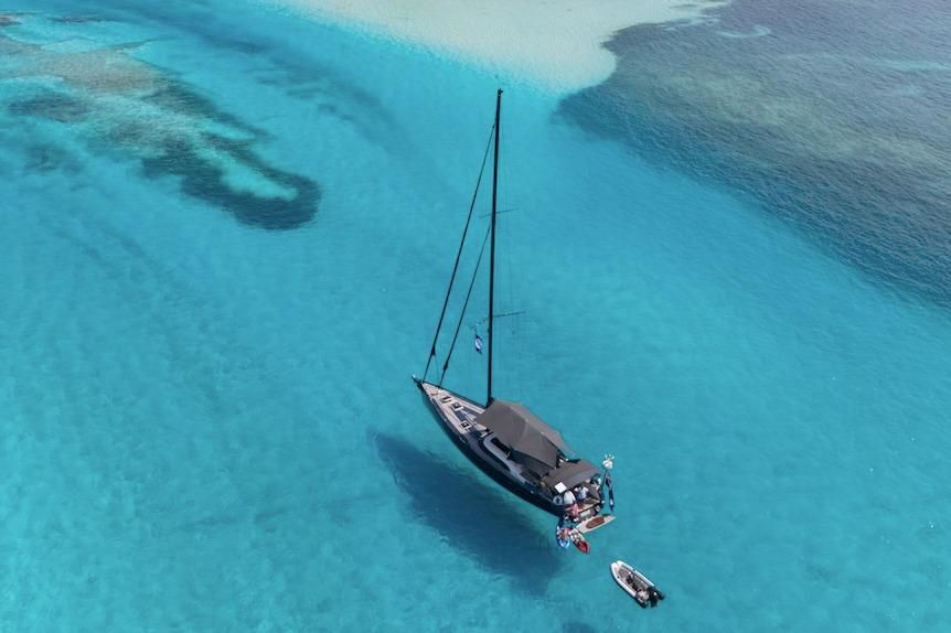 2009 Shipman 63