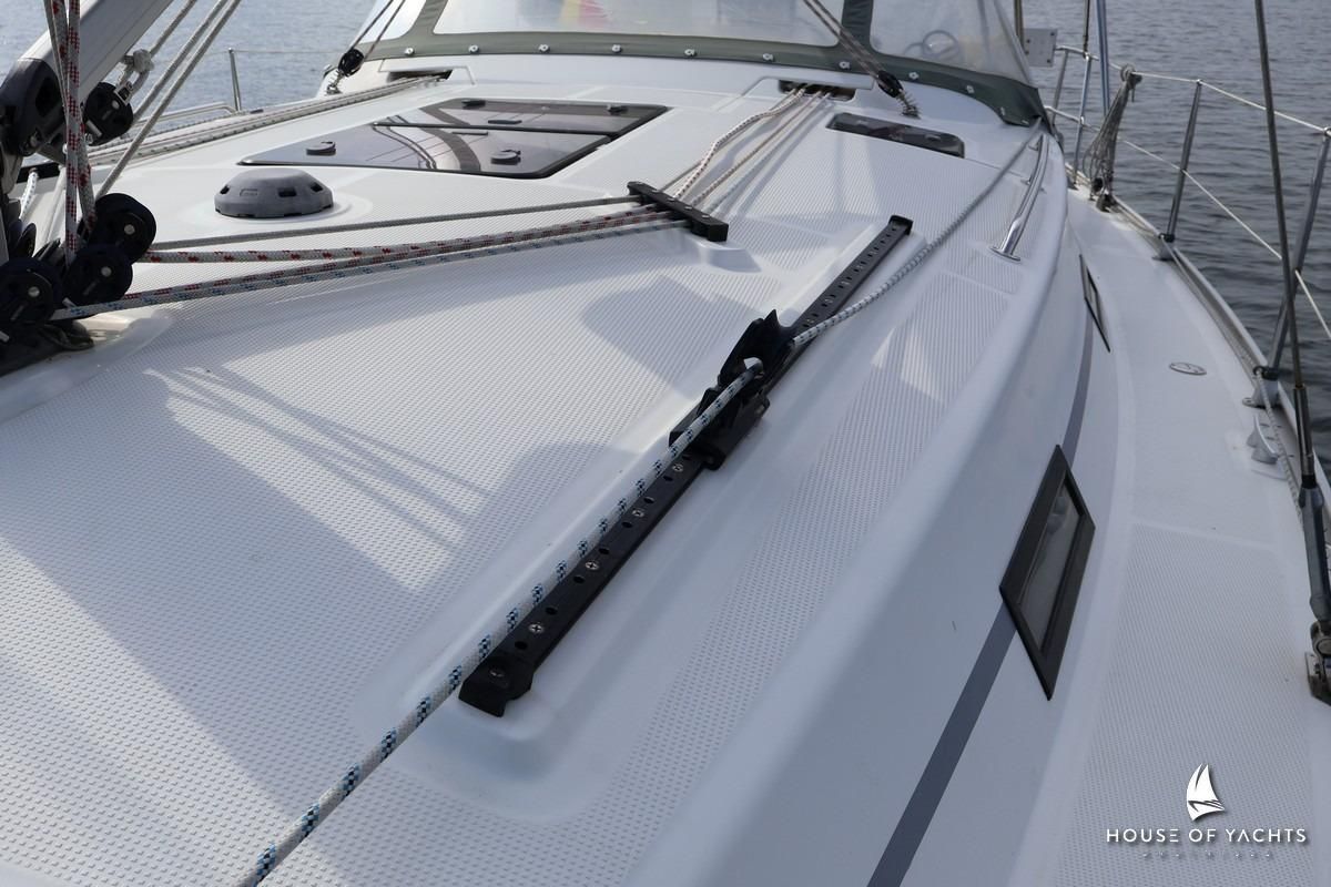 2010 Bavaria Cruiser 36 for sale in Bruinisse, Netherlands 37 ft