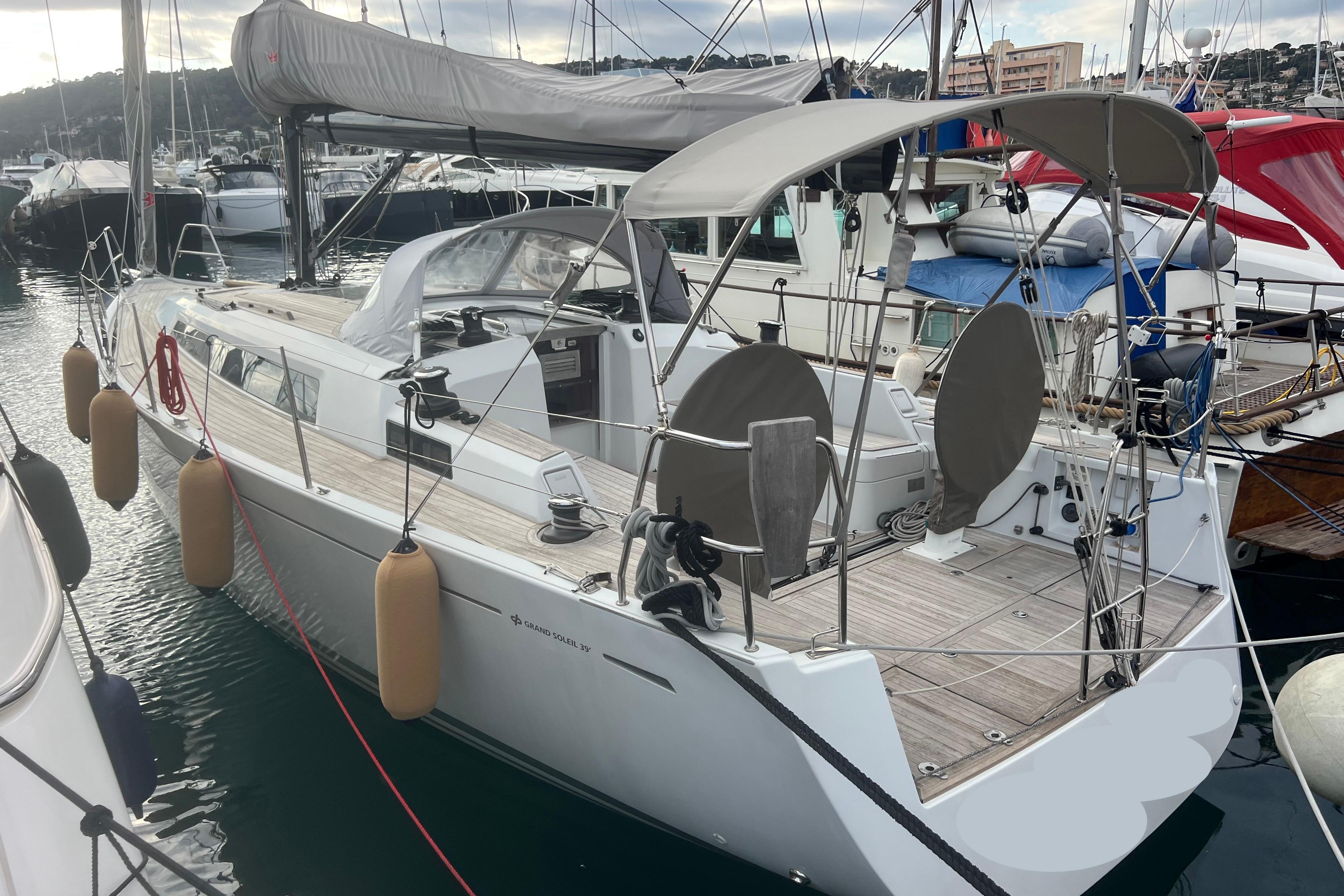 2015 Grand Soleil 39 Boats
