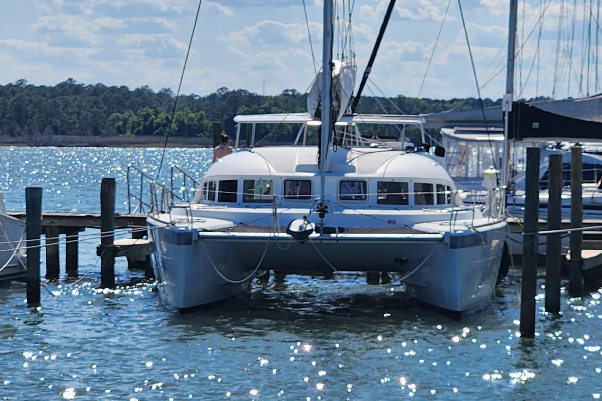 2019 Lagoon 380