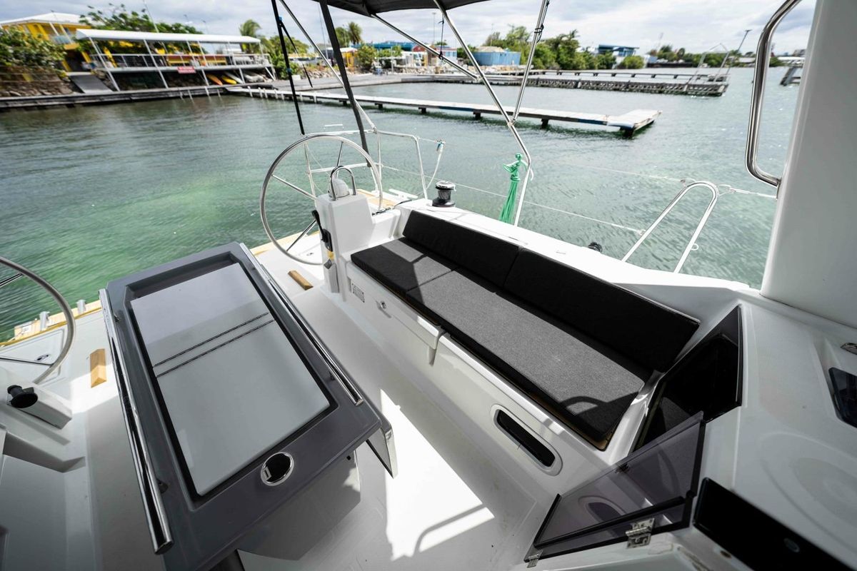 2017 Beneteau Oceanis 41.1