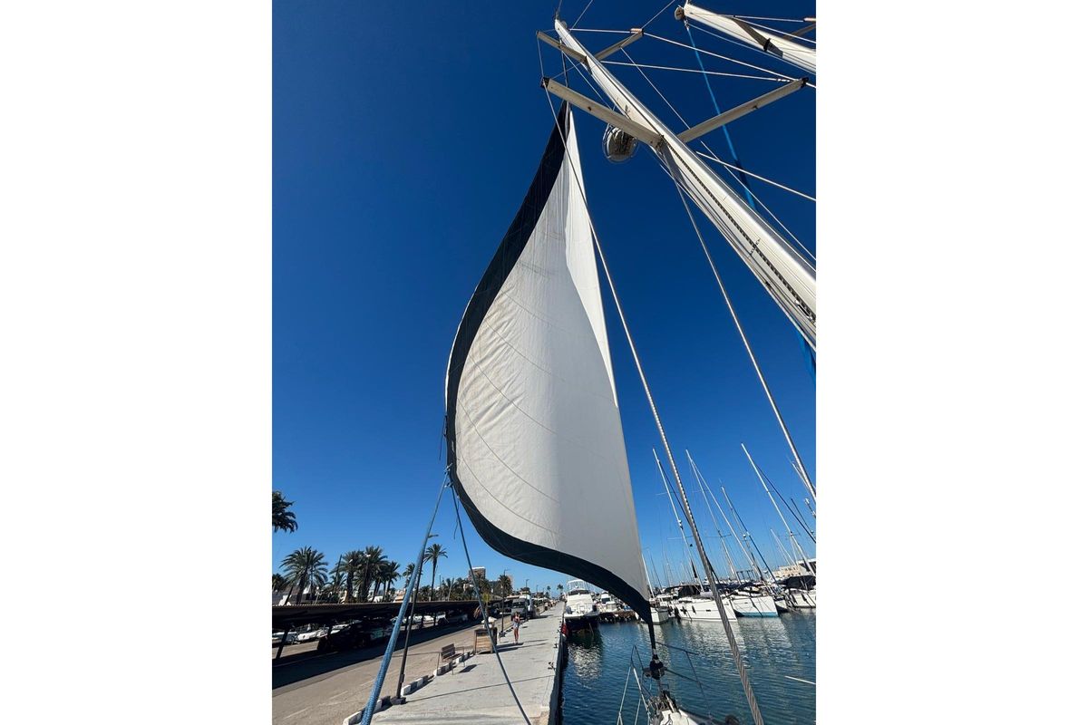 2006 Bavaria Cruiser 46 for sale in Valencia, Spain 46 ft