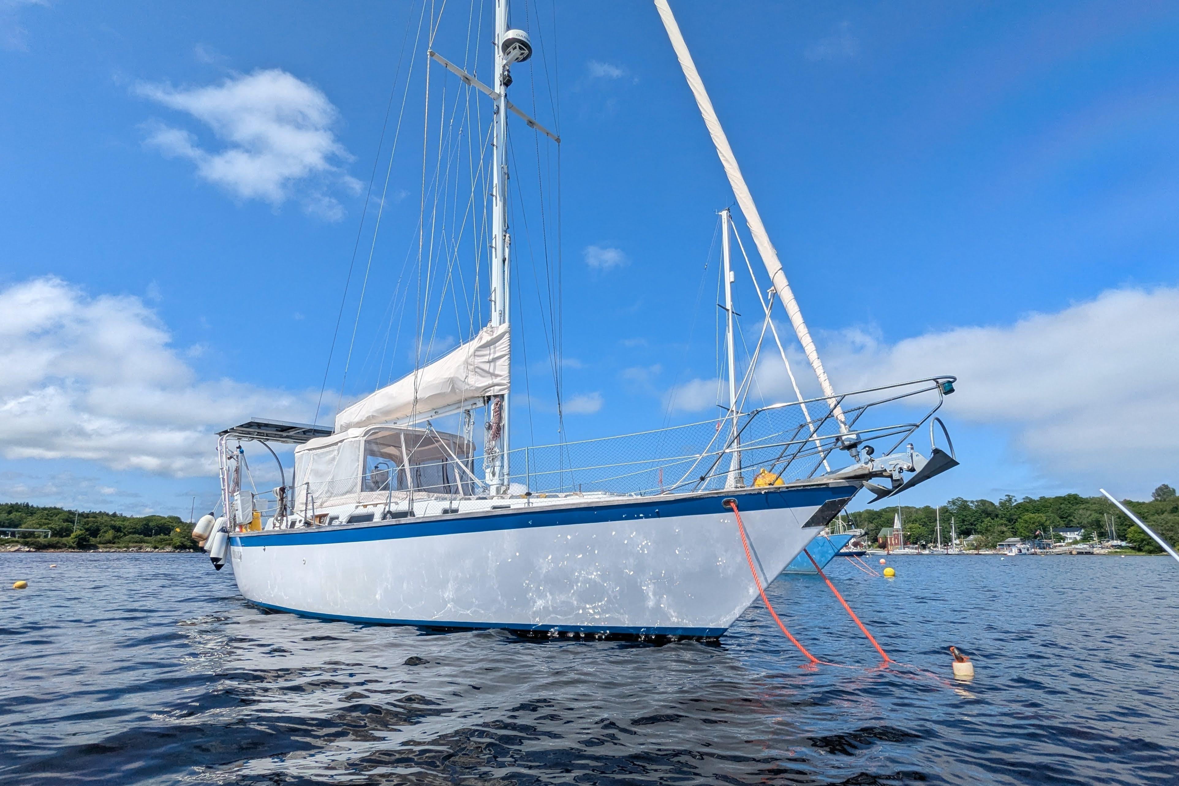 1986 Endeavour 42 for sale in Shelburne, Nova Scotia, Canada