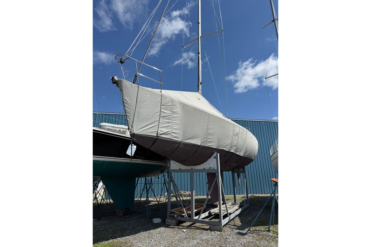 1996 Beneteau First 42s7