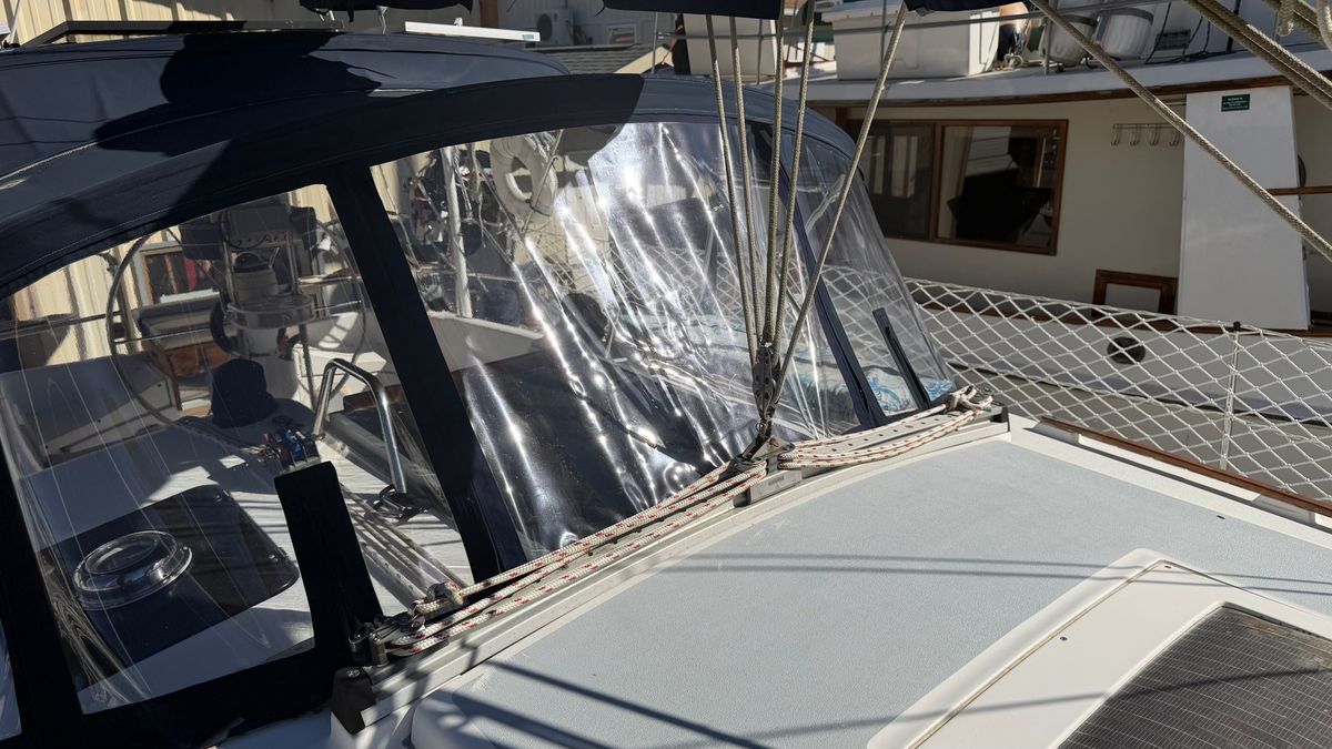 1996 Hunter 37.5