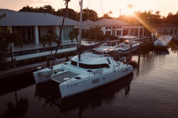 2005 Lagoon 380 S2 Boats