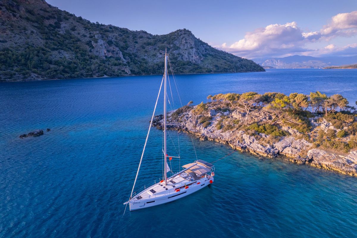 2022 Jeanneau Sun Odyssey 490