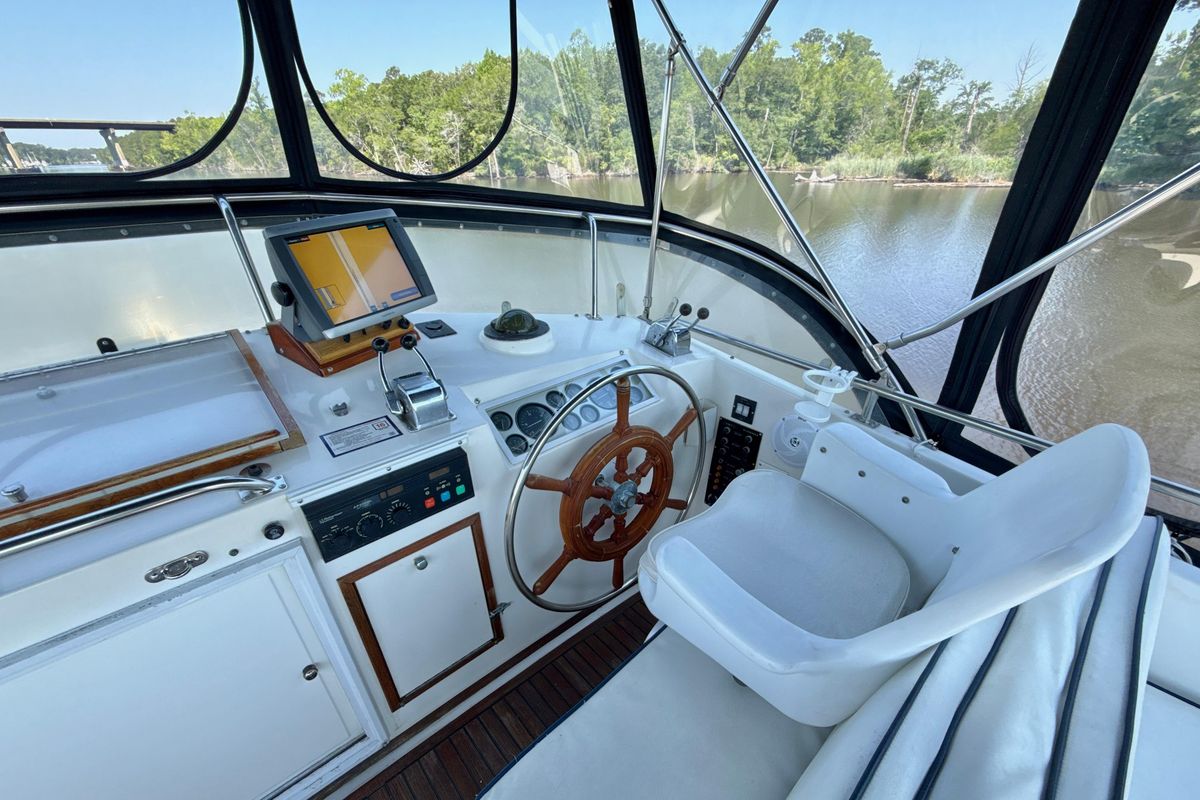 1990 Grand Banks 46 Classic