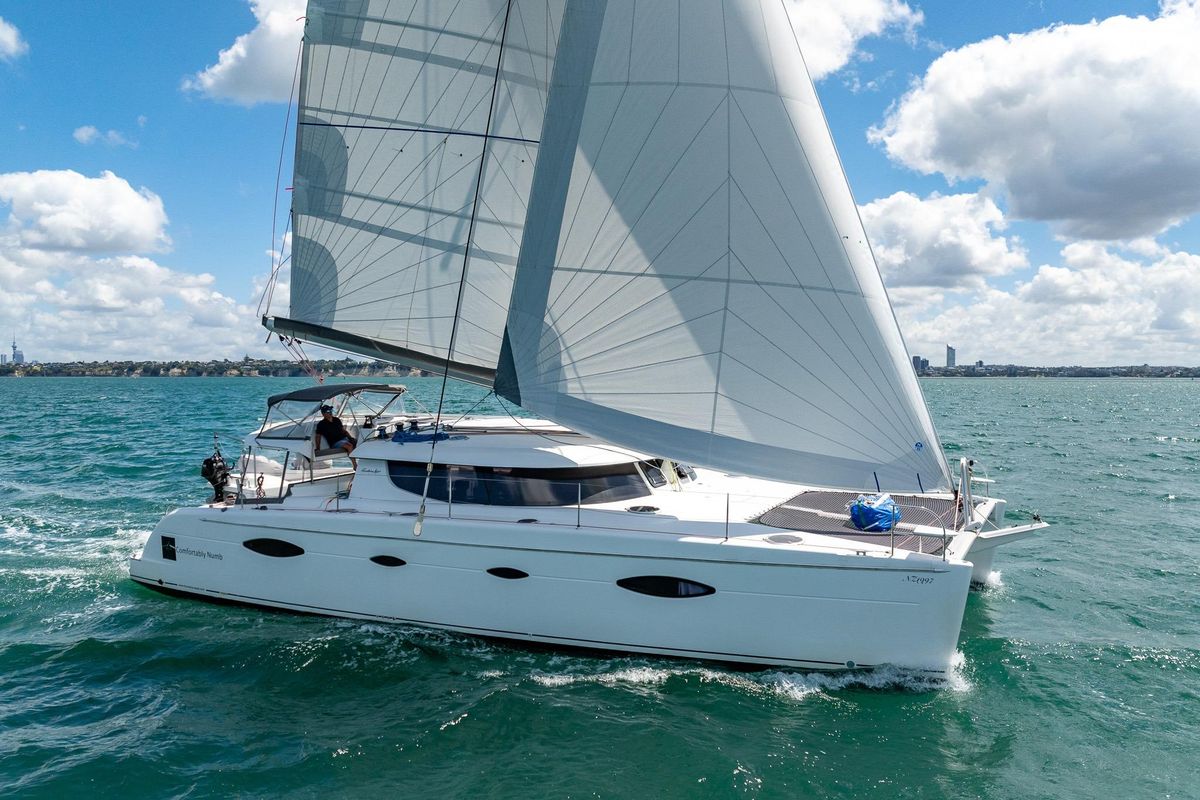 2011 Fountaine Pajot Salina 48