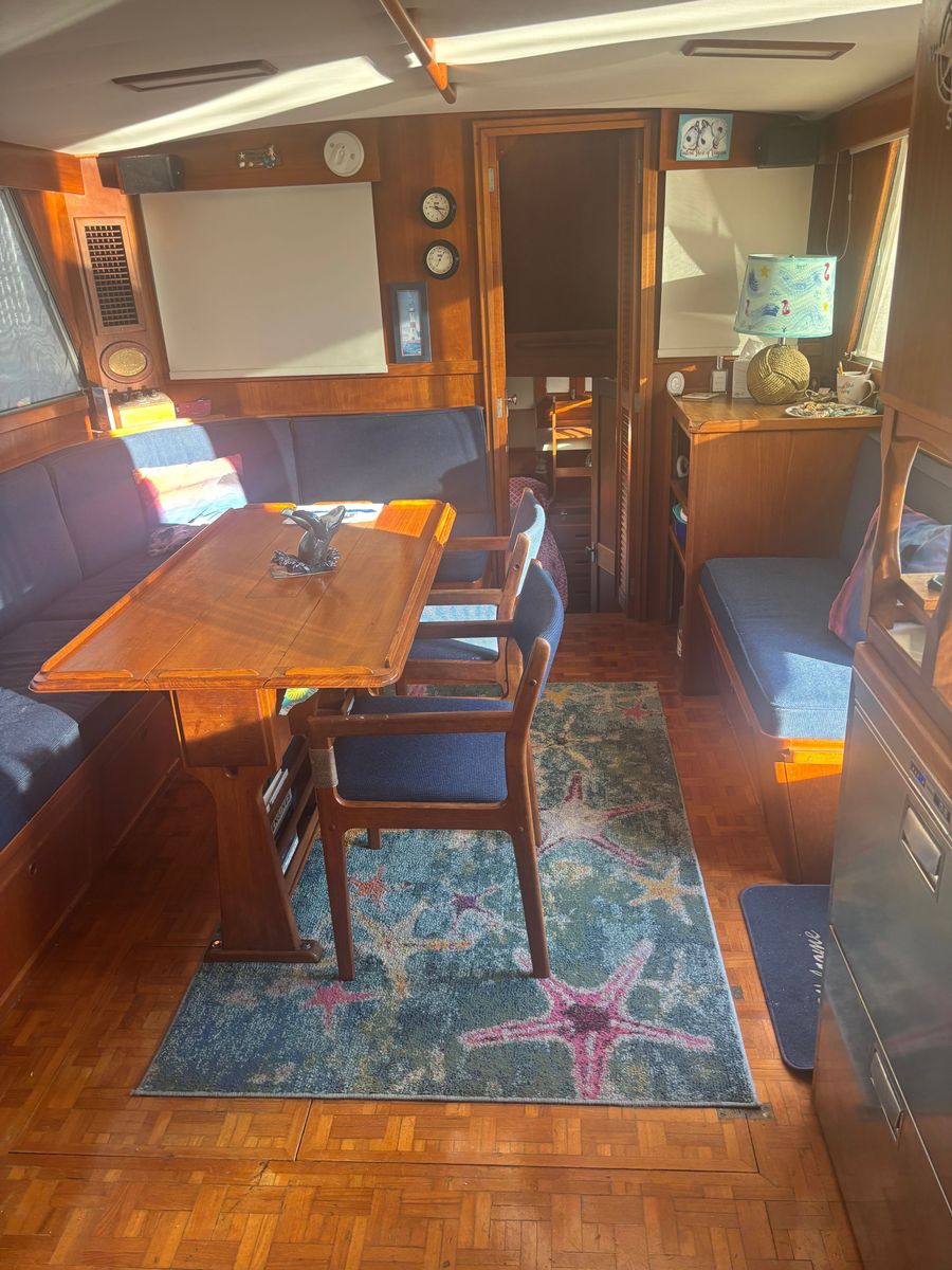 1987 Grand Banks 42 Classic