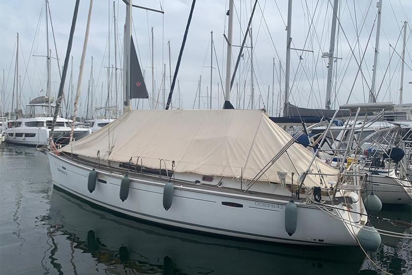 2010 Beneteau Oceanis 43