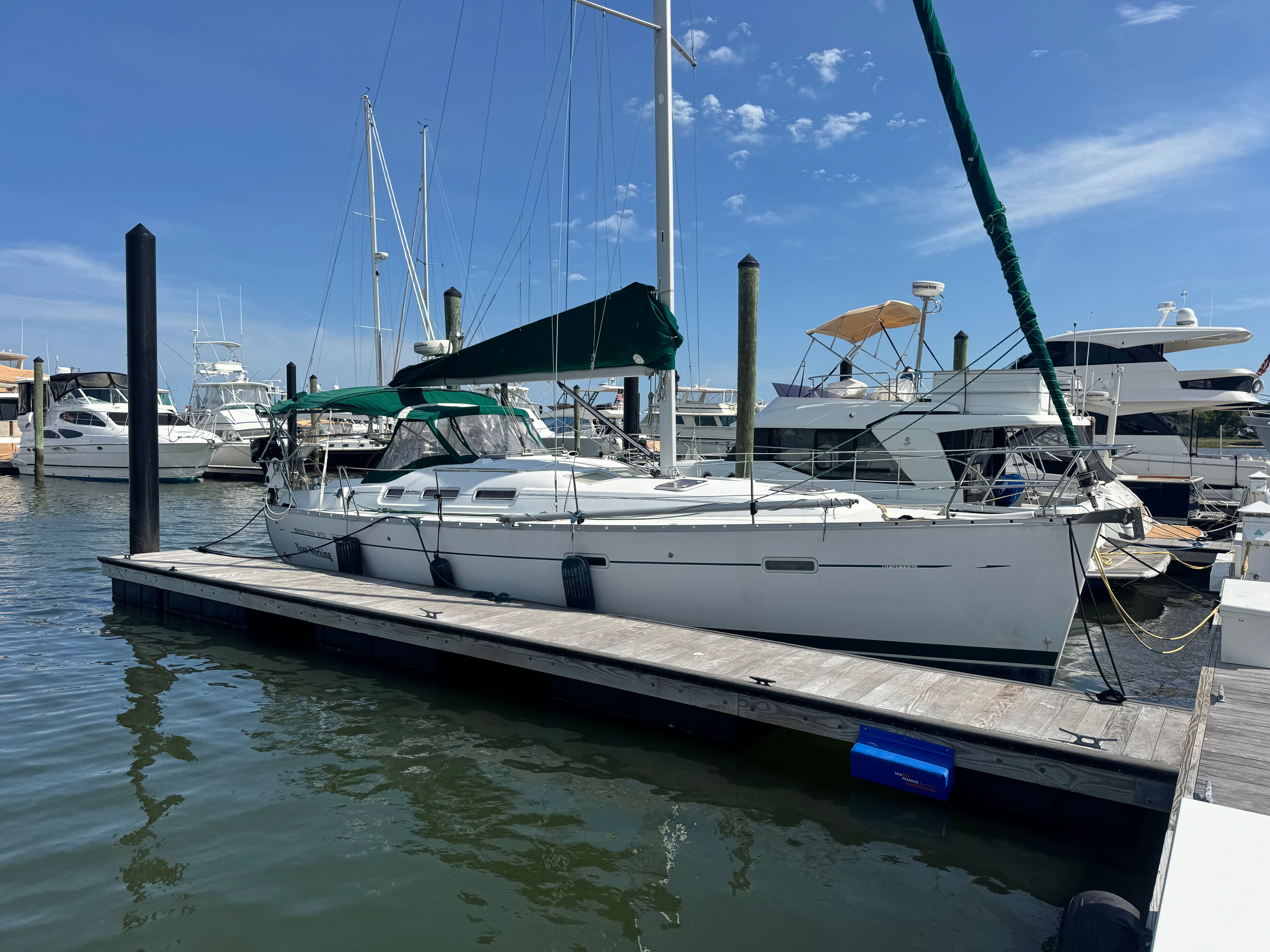 2005 Beneteau Oceanis Clipper 373 Boats