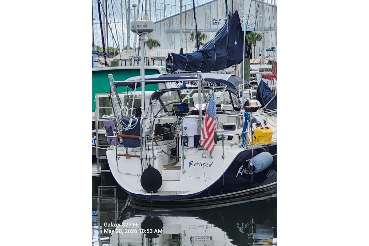 1995 Freedom 35
