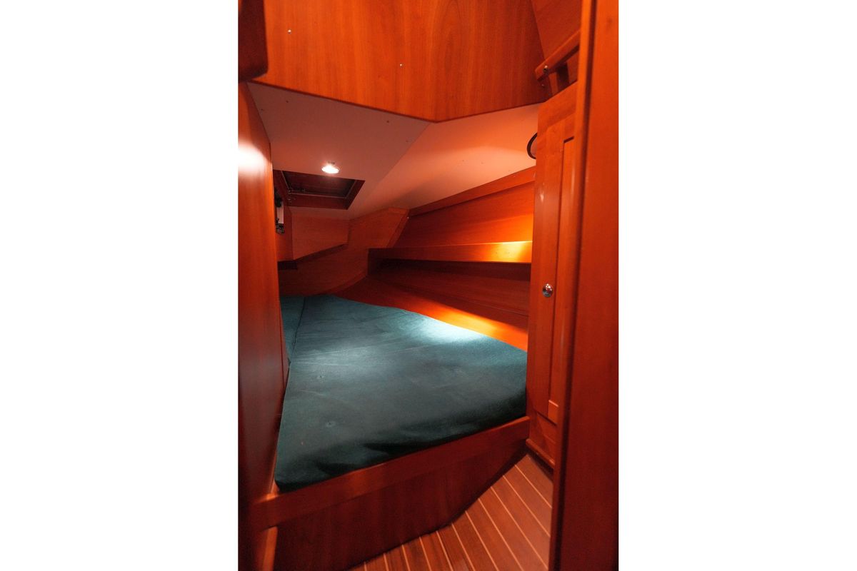 2004 Faurby 363 De Luxe Boats