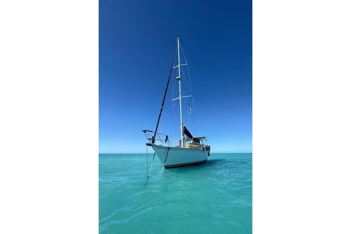 1991 Endeavour 42