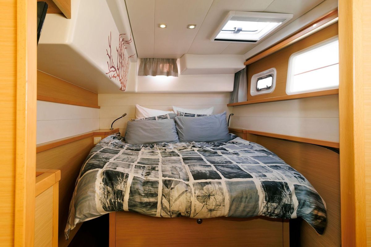 2011 Lagoon 450