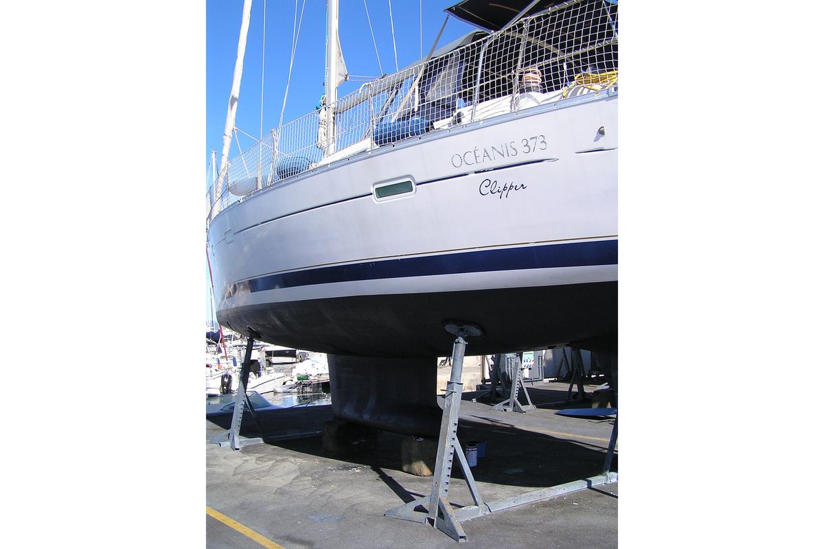 2005 Beneteau Oceanis Clipper 373