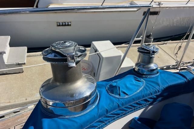1987 Tayana Vancouver 42