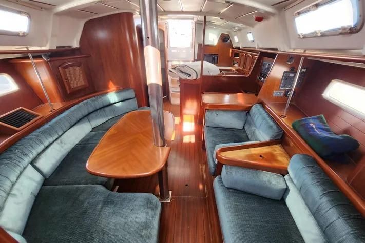 2000 Beneteau Oceanis 361