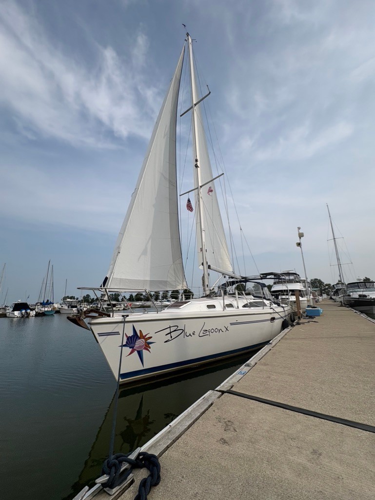 2010 Catalina 350 en venta en Lorain, Ohio