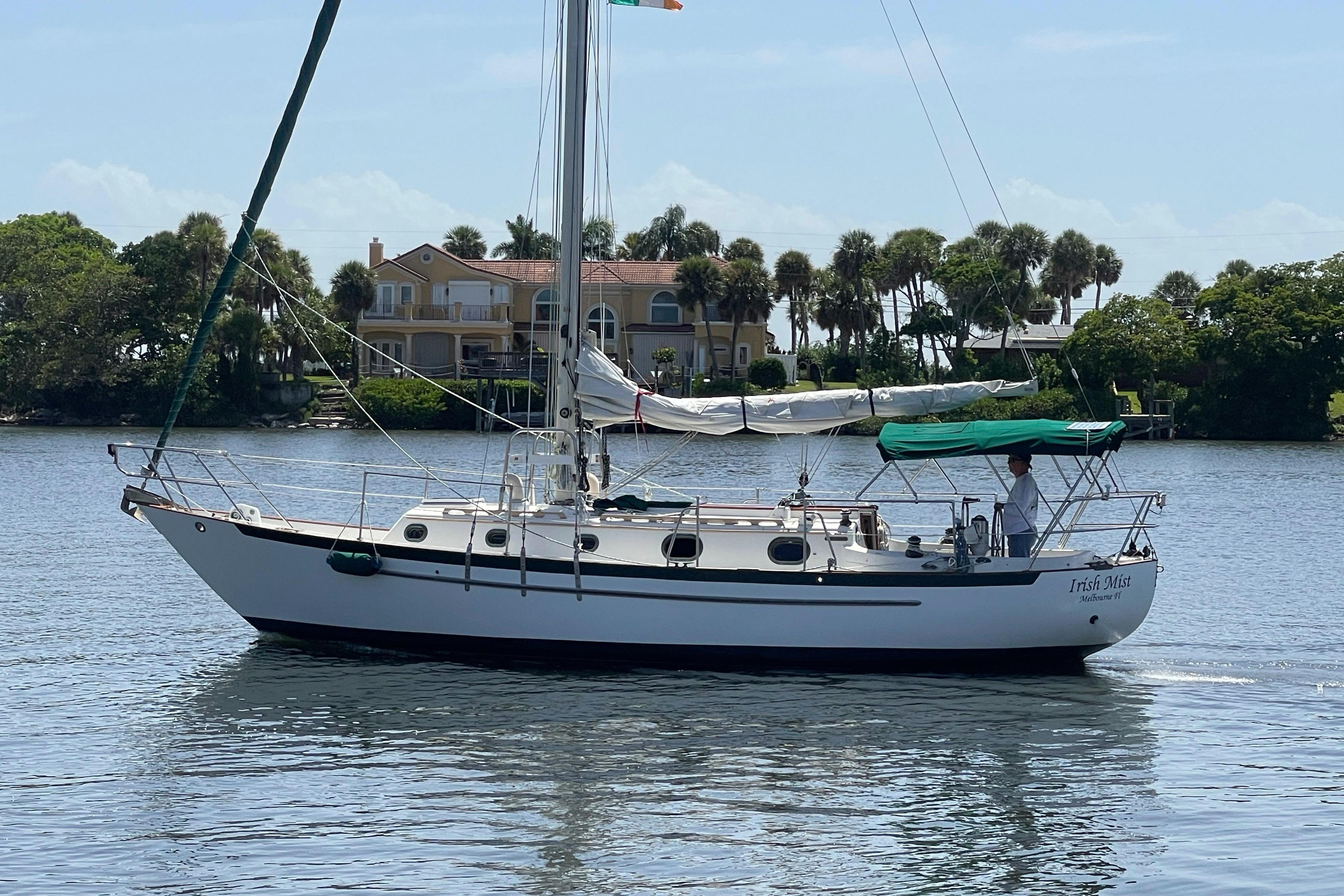 1987 Pacific Seacraft 34