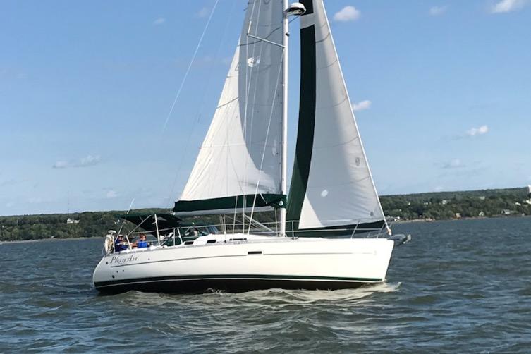 2006 Beneteau 323 for sale in Quebec, Canada