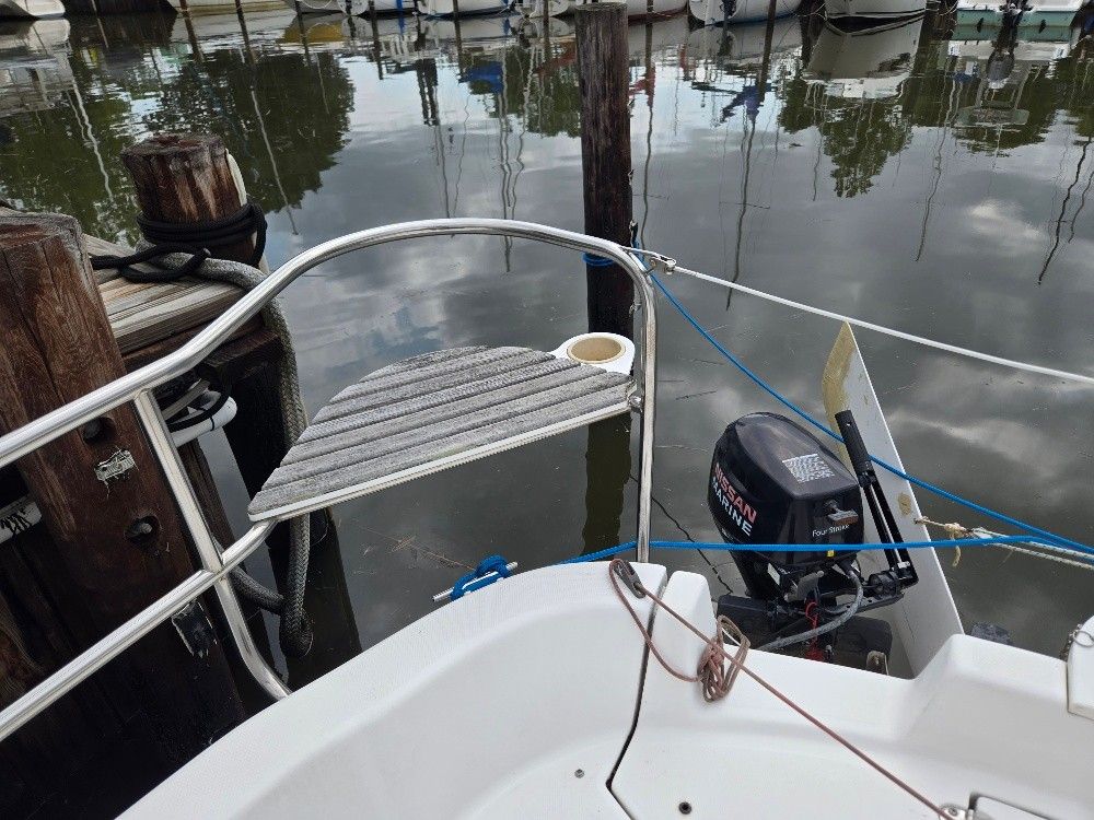 2001 Hunter 240