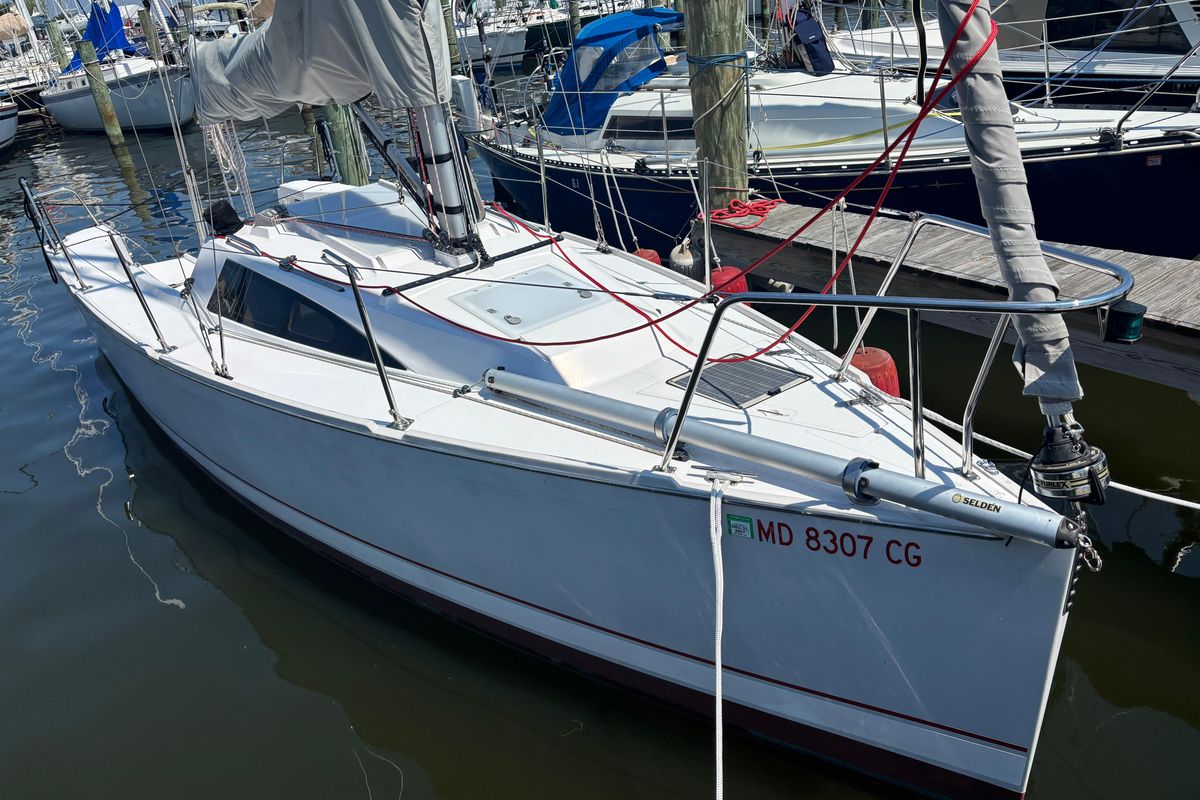 2015 Catalina 275 Sport