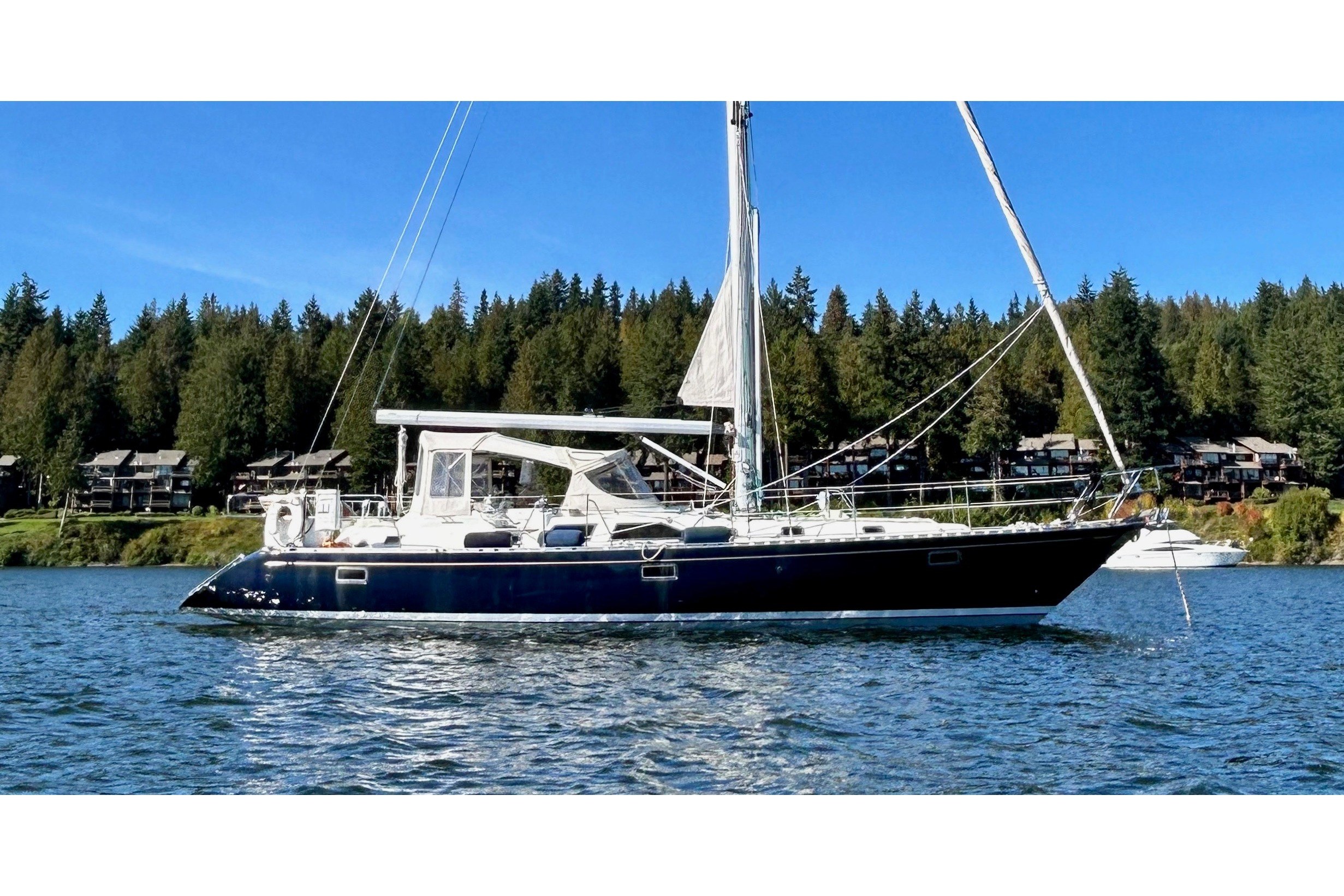 2001 Hylas 49