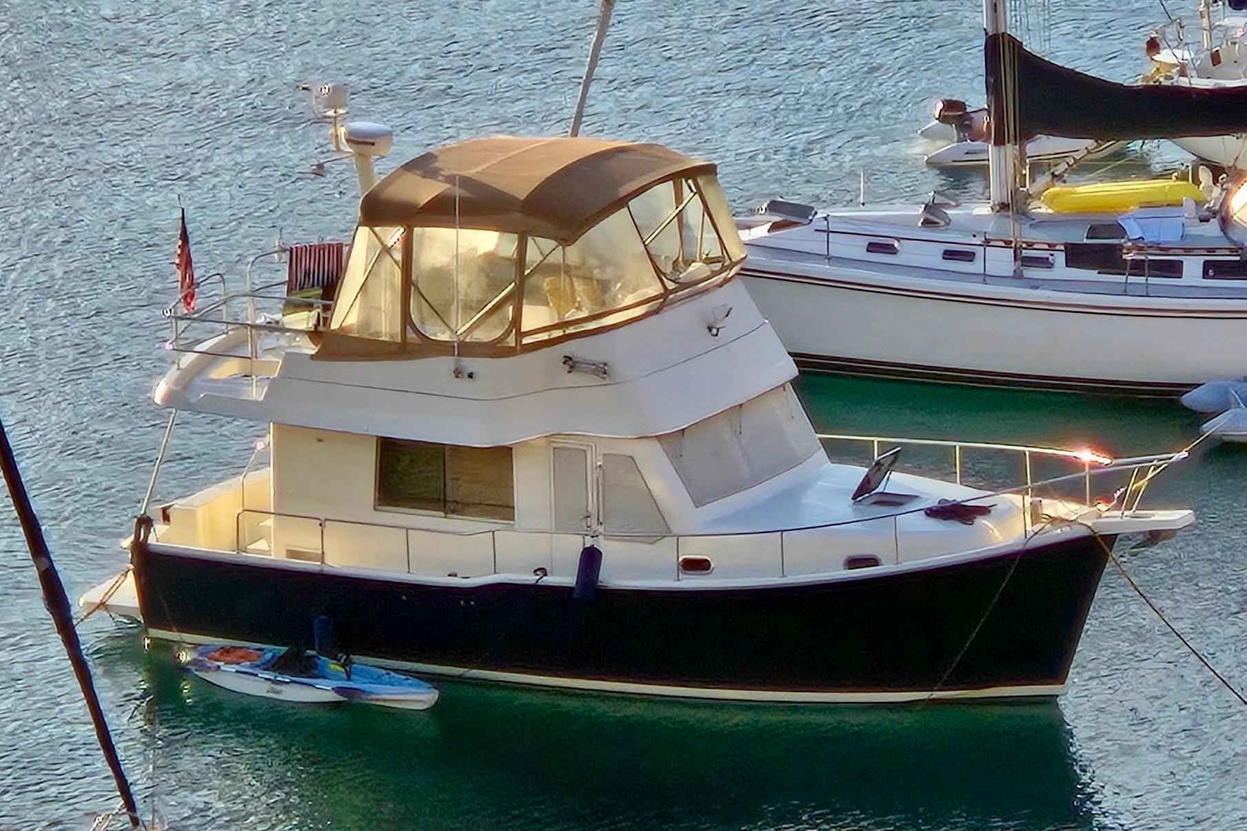 2008 Mainship 34 Trawler
