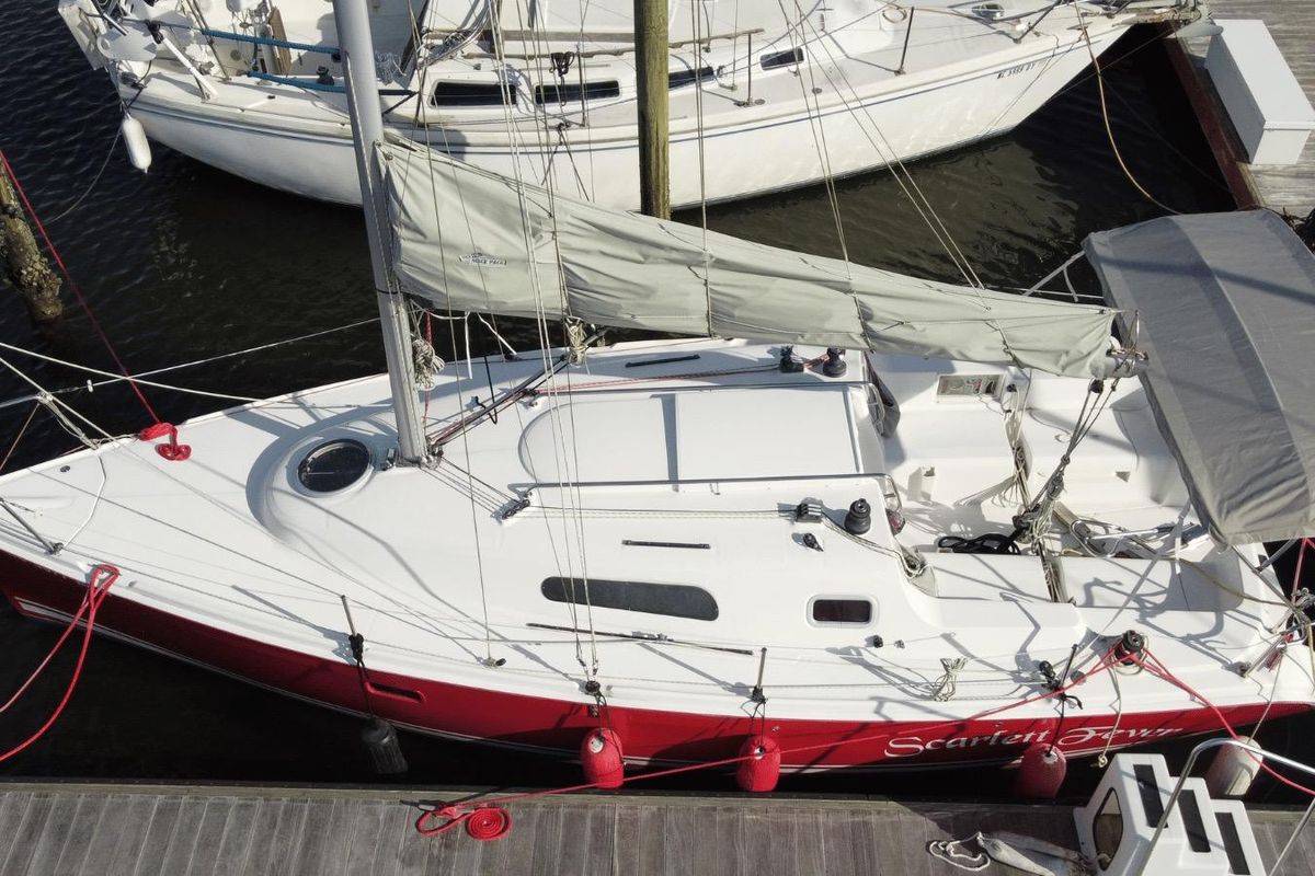 2006 Hunter 27