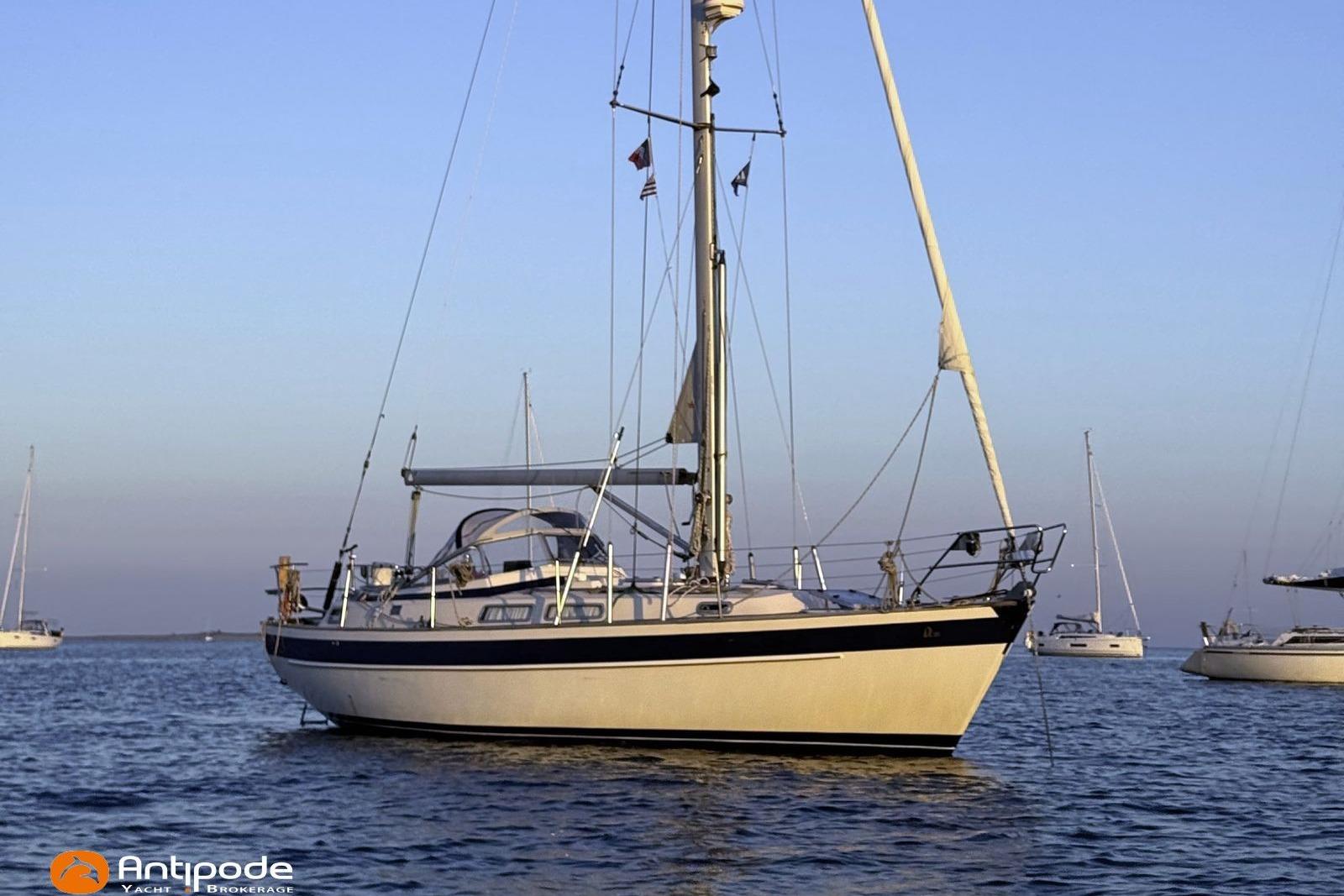 1992 Hallberg-Rassy 36